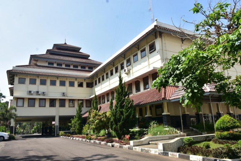 dok. itb